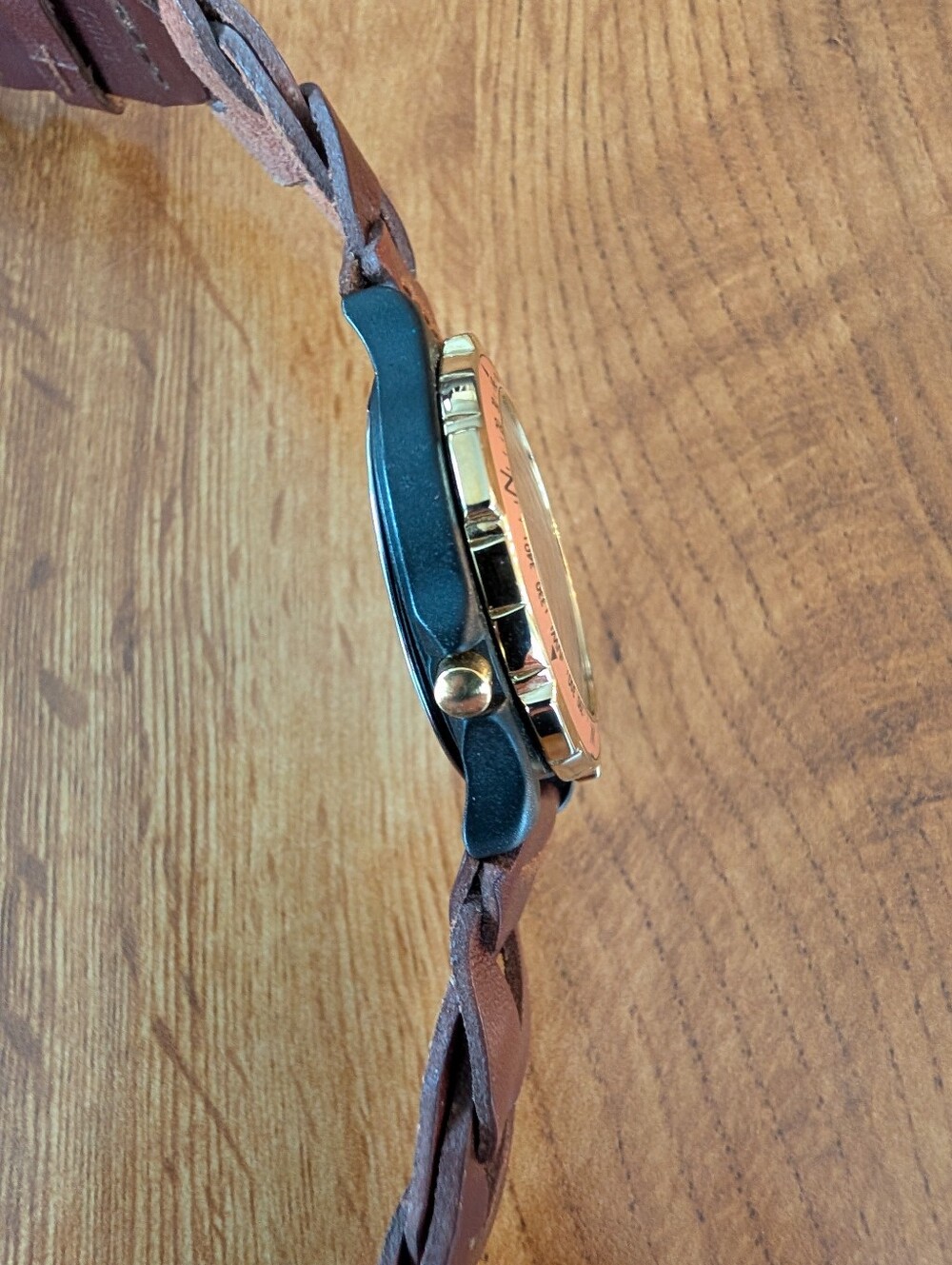 Vintage Mens Timex Watch Brown Leather Band - Picture 7 of 14